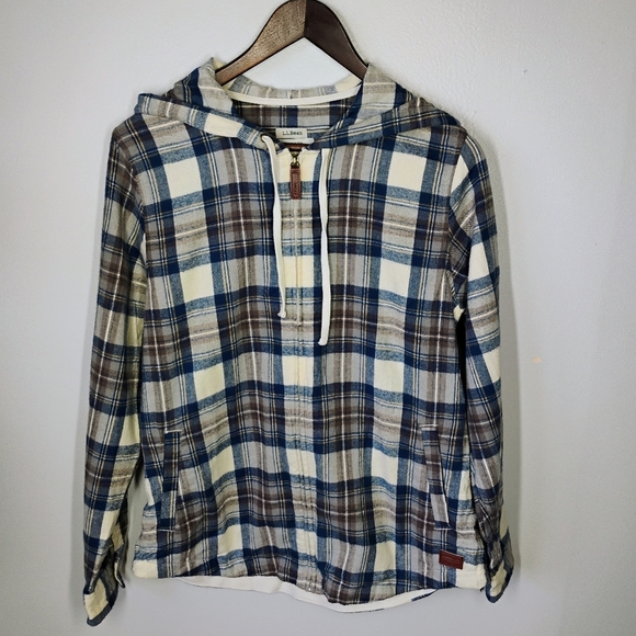 LL Bean Scotch Plaid Flannel Shirt Relaxed Fit Zip Hoodie Granola Size Small - Picture 1 of 15